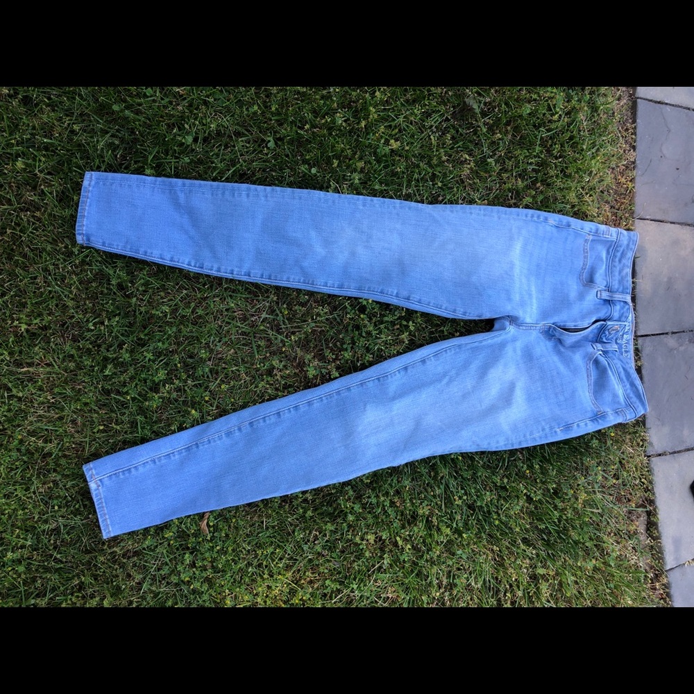 Light denim jeggings from American Eagle